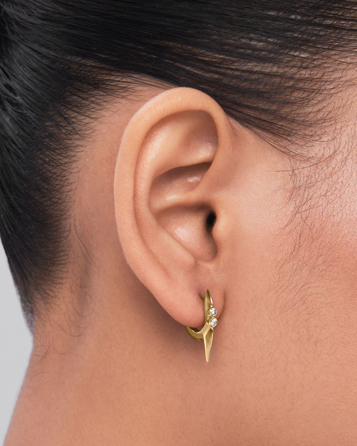 Clio huggie earring - ambi Jewelry