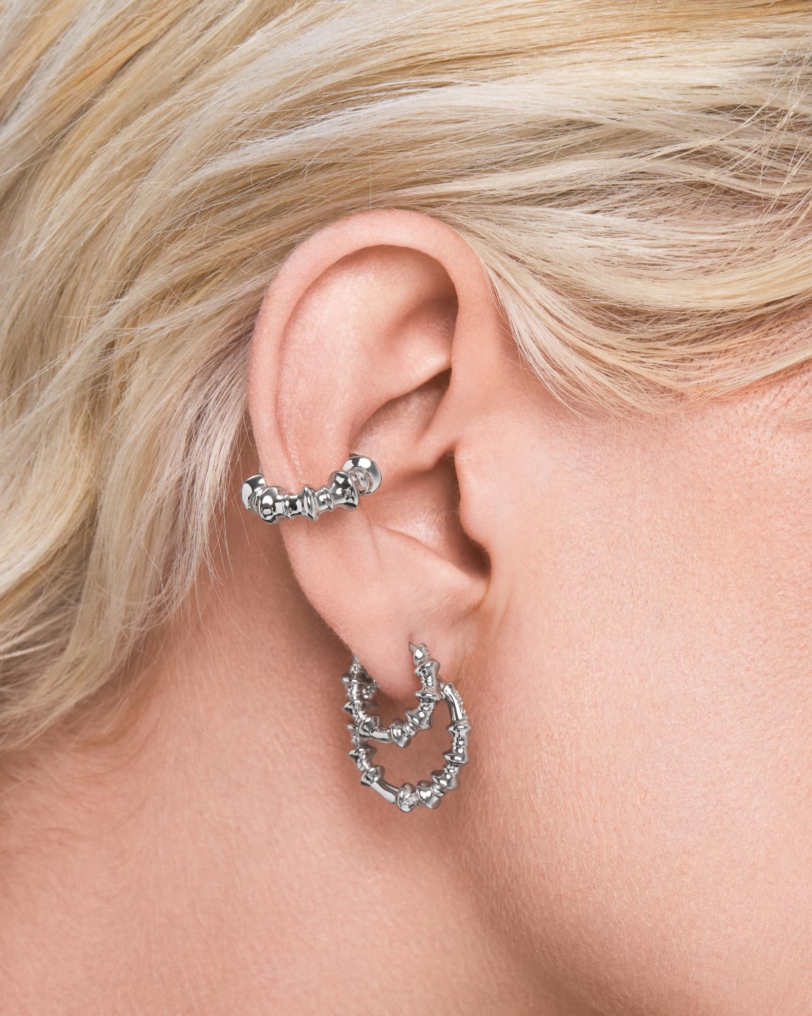 Crown huggie earring - ambi Jewelry