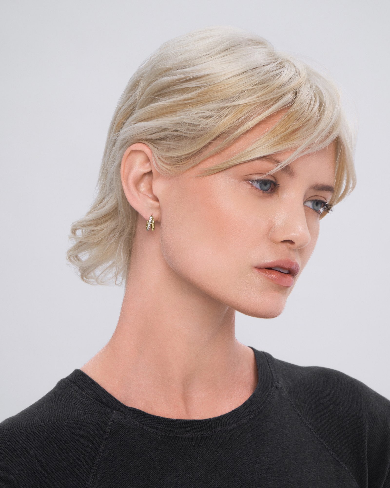 Cecilie huggie earring - ambi Jewelry